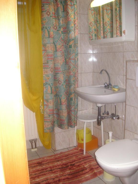 Weinbau-Gaestezimmer Martin Und Eva Maria Jamek Weissenkirchen in der Wachau Eksteriør bilde